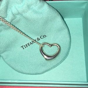 Tiffany & Co Elsa Perriti Hanging heart pendant